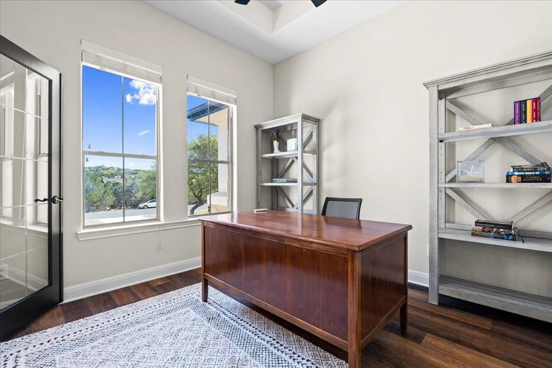 Photo of 10621 W Cave LOOP