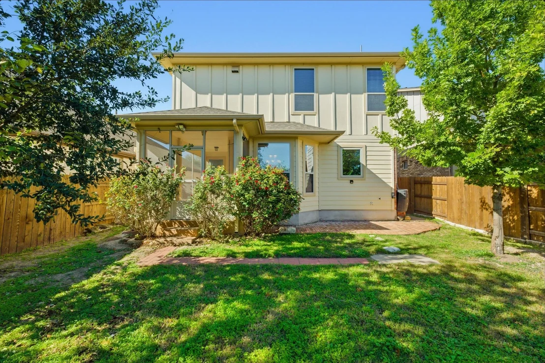 Photo of 9329 Alex LN