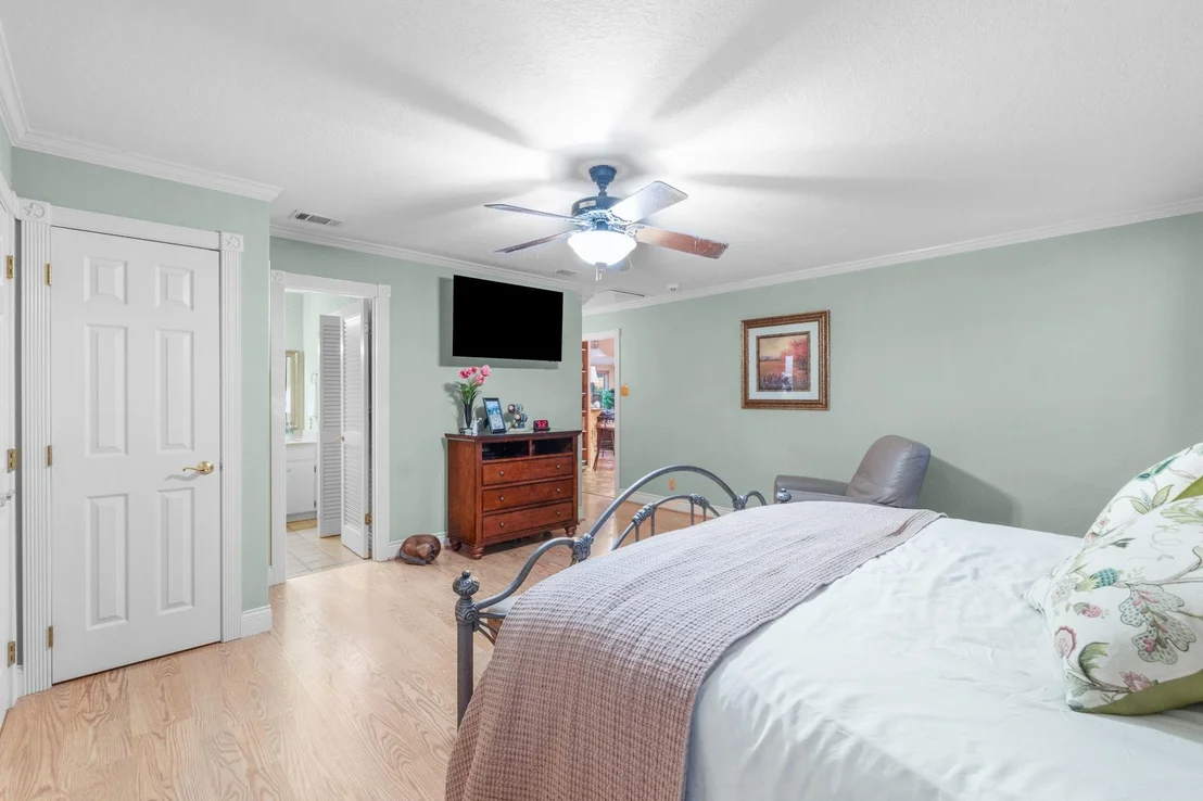 Photo of 306 Cardinal LN