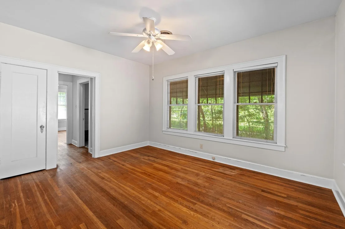 Photo of 3014 Hemphill PARK