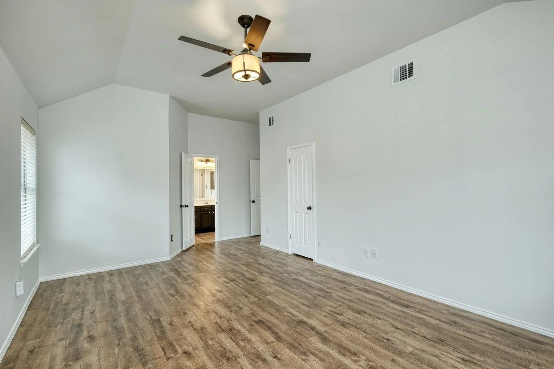 Photo of 303 Reinhardt BLVD