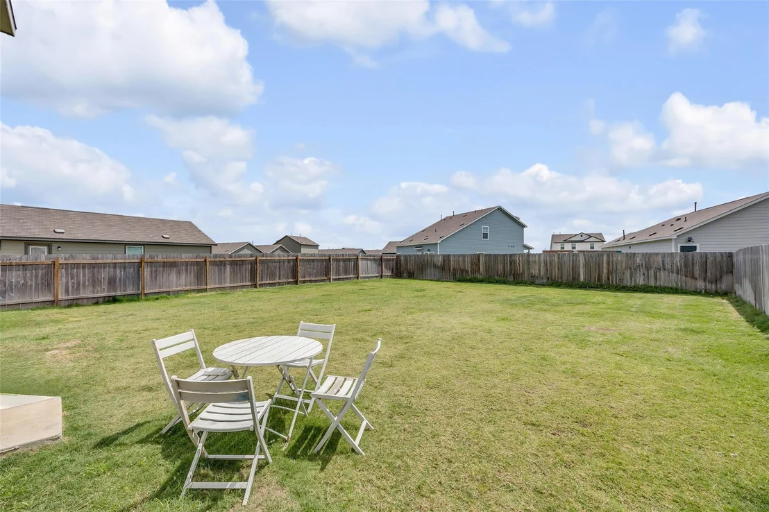 Photo of 2406 Windrow LN