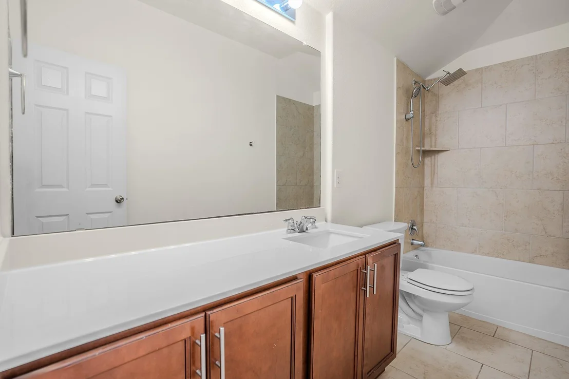 Photo of 413 Longhorn Cavern RD