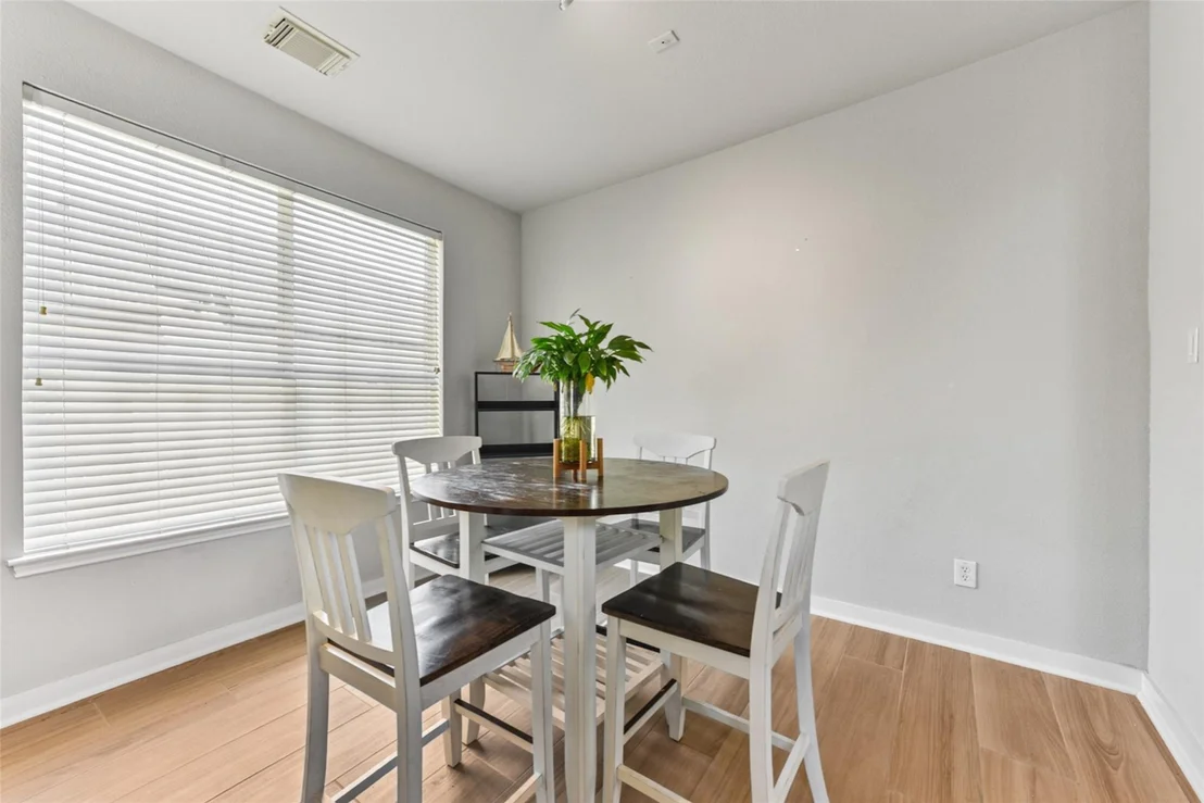Photo of 1913 Maize Bend DR