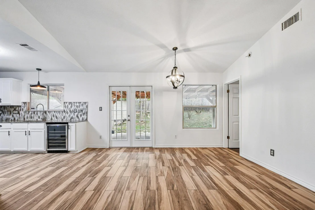 Photo of 7004 Colony Loop DR