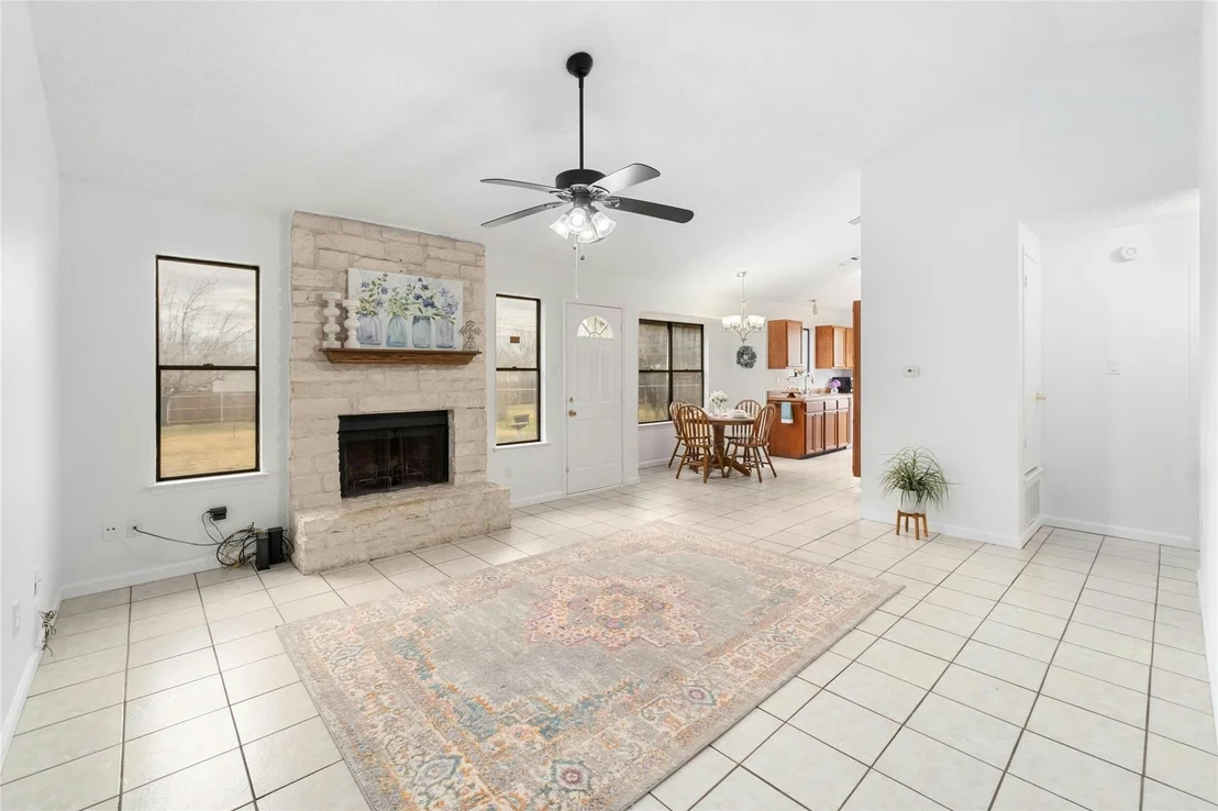 Photo of 2305 QUICKSILVER BLVD