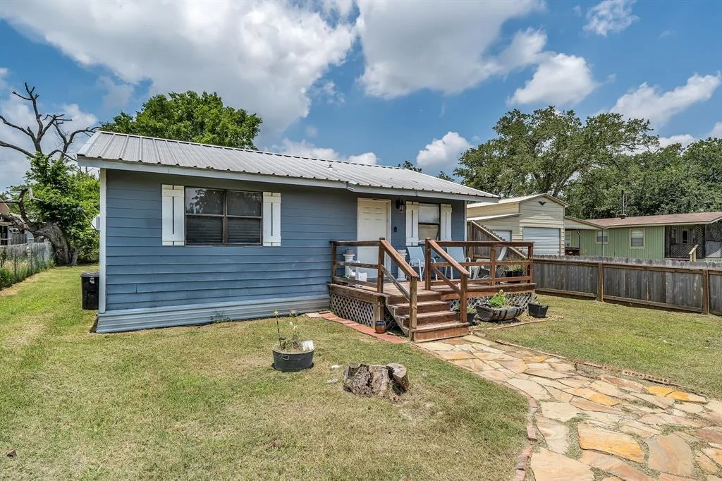 Photo of 218 Moss Oak Street ST