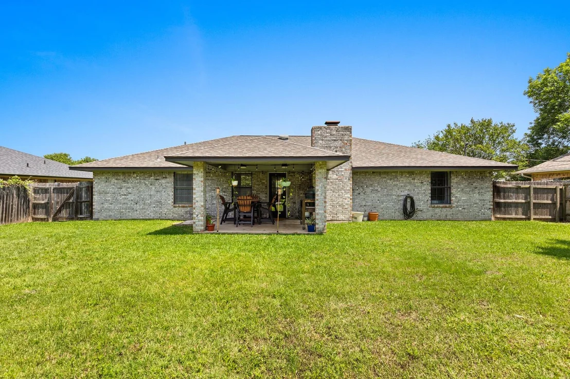 Photo of 1706 Lynx CIR