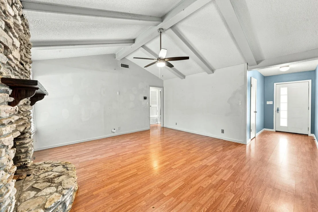 Photo of 7004 Whispering Oaks DR