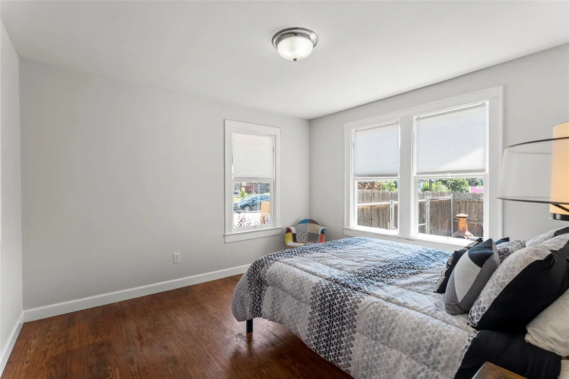 Photo of 1208 Cedar Ave