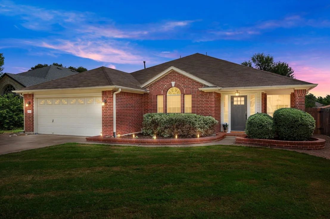 Photo of 8809 Lanna Bluff LOOP