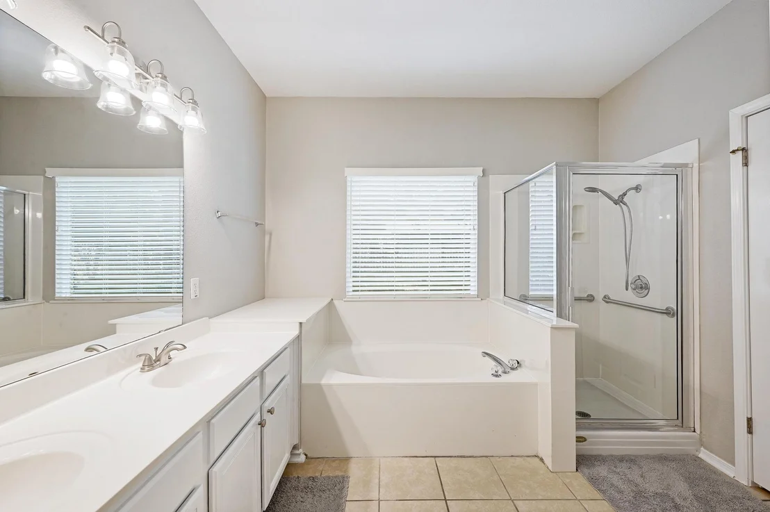 Photo of 7400 Spivey DR