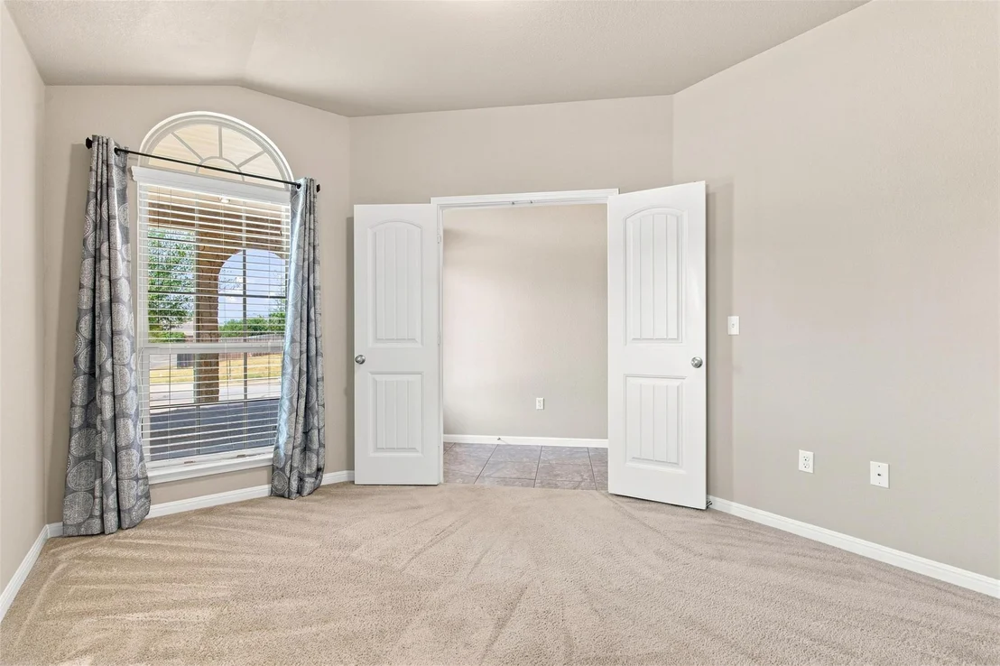 Photo of 528 Tula TRL