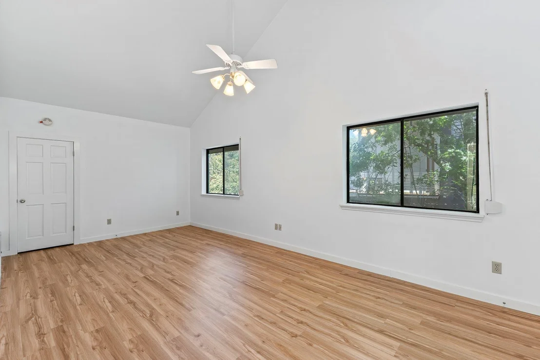 Photo of 1313 Spyglass DR