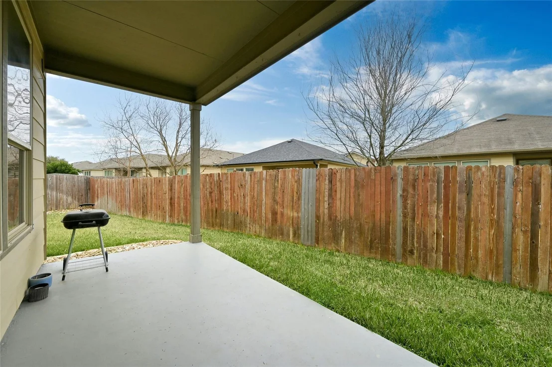 Photo of 1409 Middlefield CT