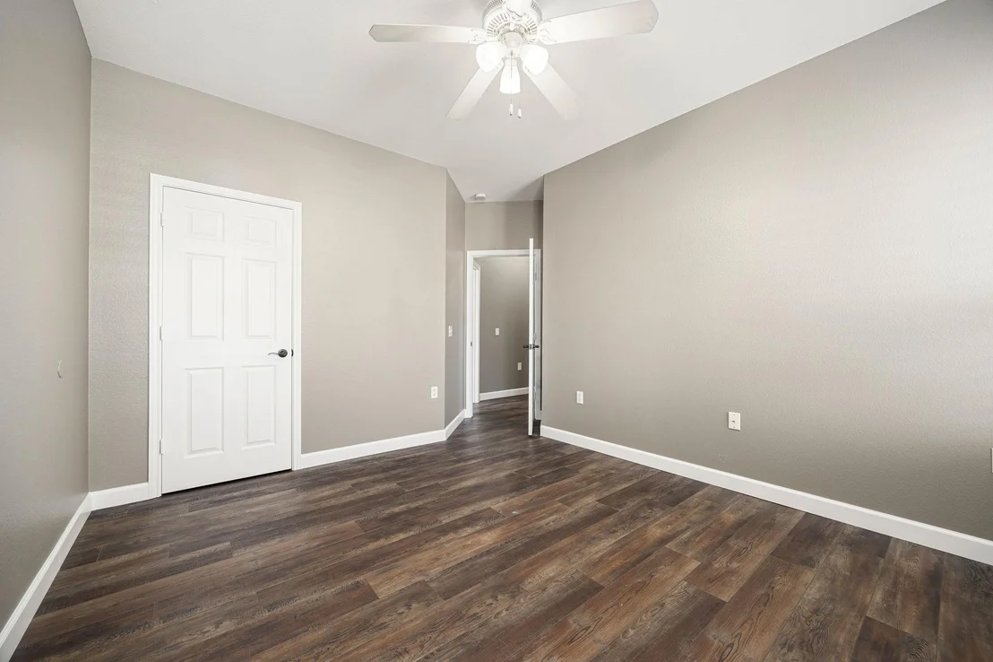 Photo of 4805 Louis Ave