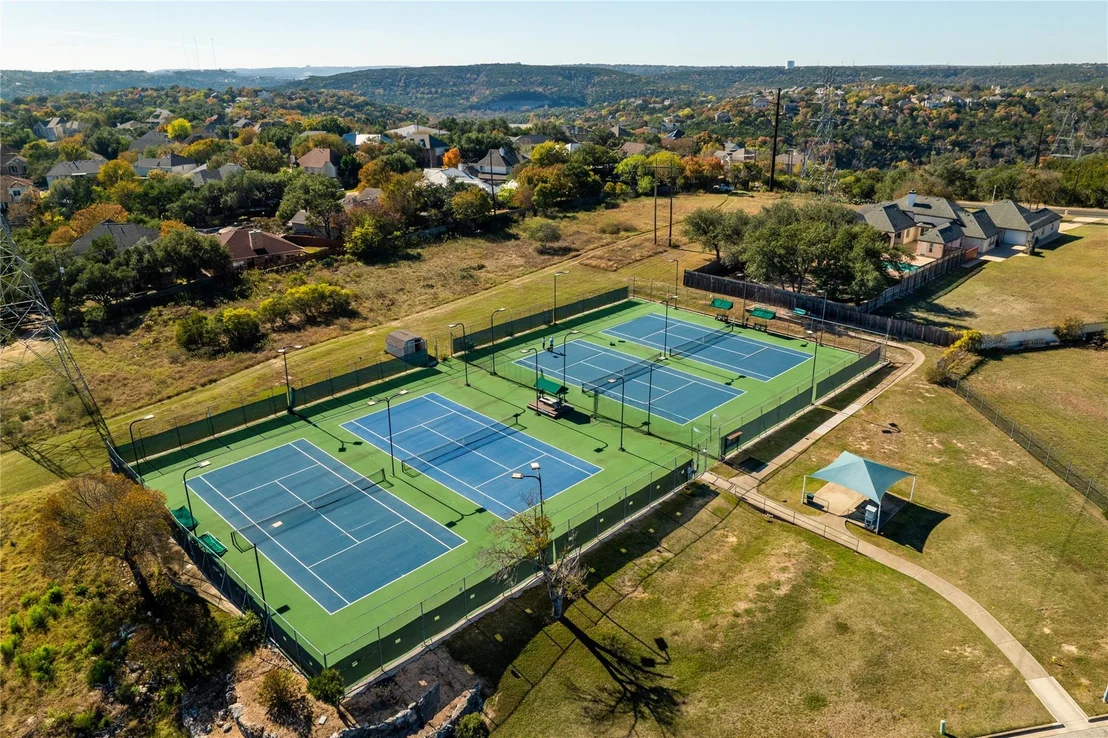 Photo of 5700 Greenledge CV