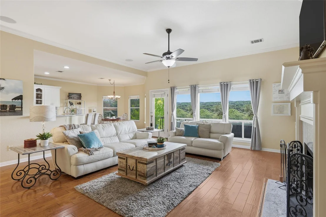 Photo of 10802 Beach RD