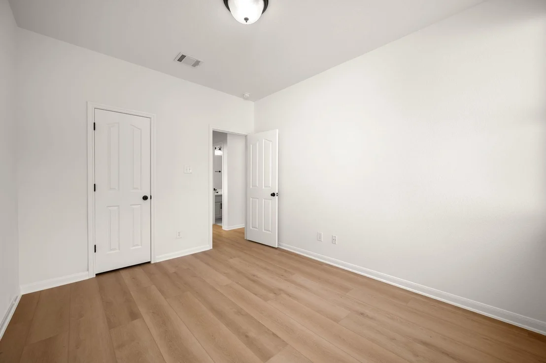 Photo of 14309 Broadwinged Hawk DR