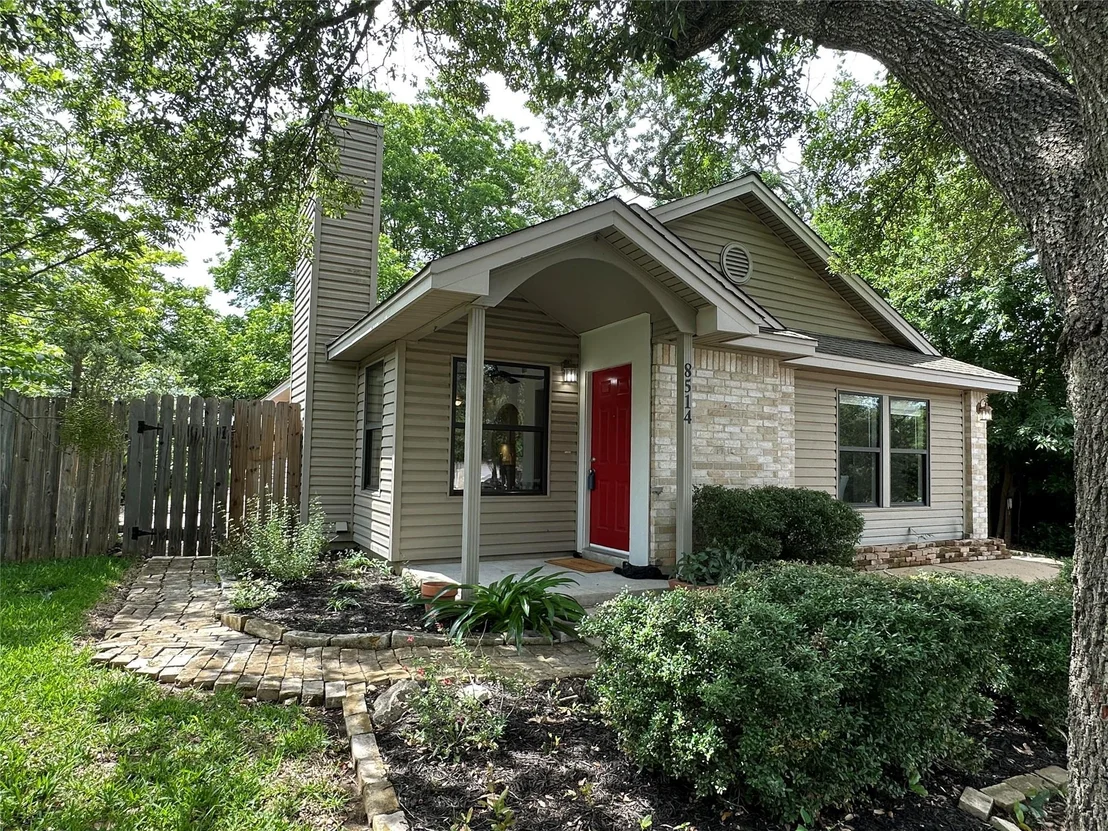 Photo of 8514 Croydon LOOP