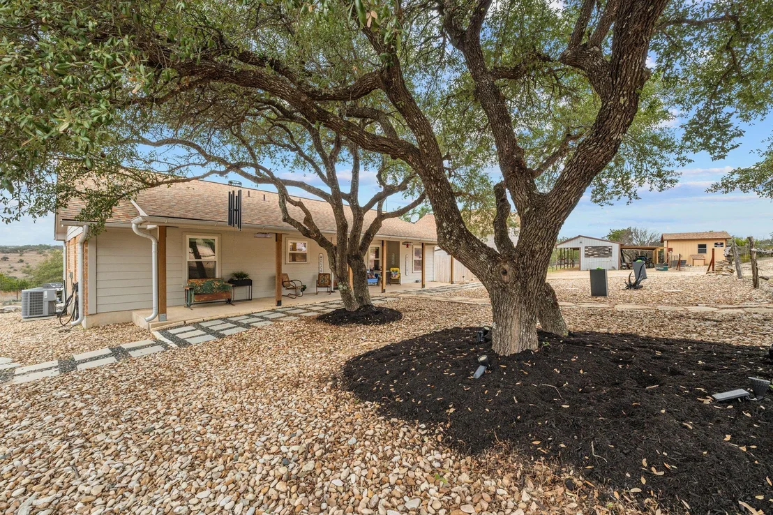 Photo of 401 Ranchview RD