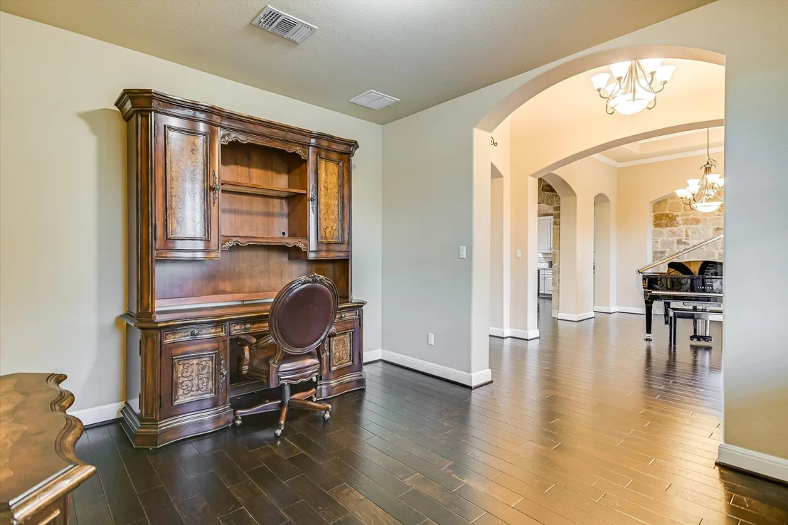 Photo of 162 Sarahs Spring CV
