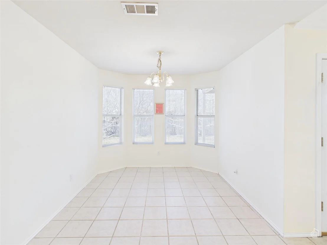 Photo of 600 Clearcreek DR