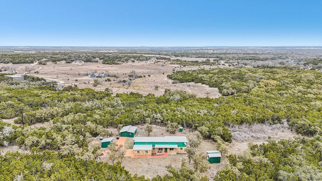 Photo of 17025 Round Mountain RD