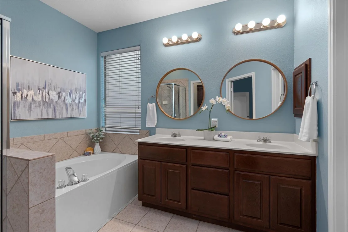 Photo of 3736 Pine Needle CIR