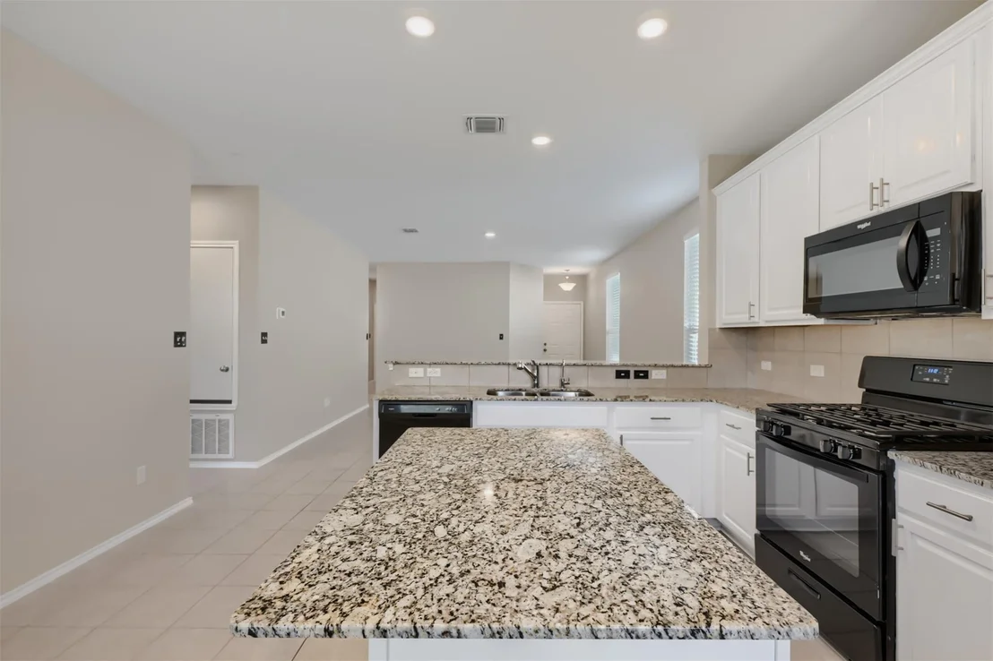 Photo of 324 Harper LN