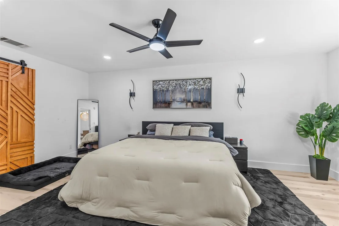 Photo of 3301 Western DR