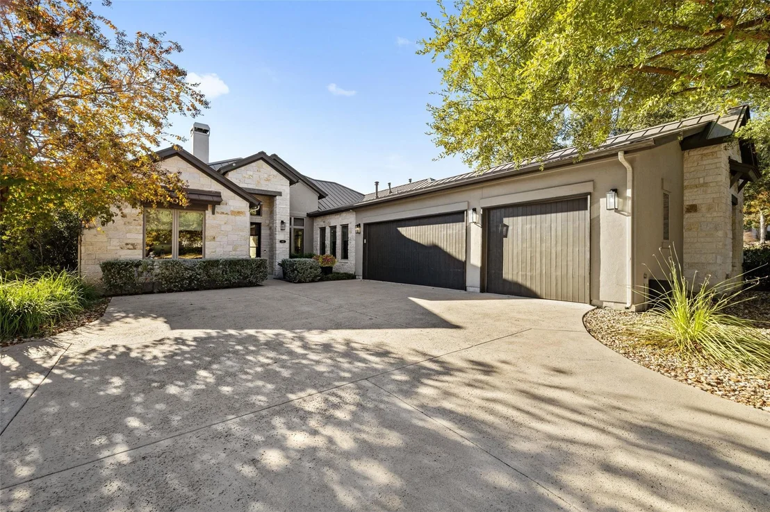 Photo of 812 Kenspur LN