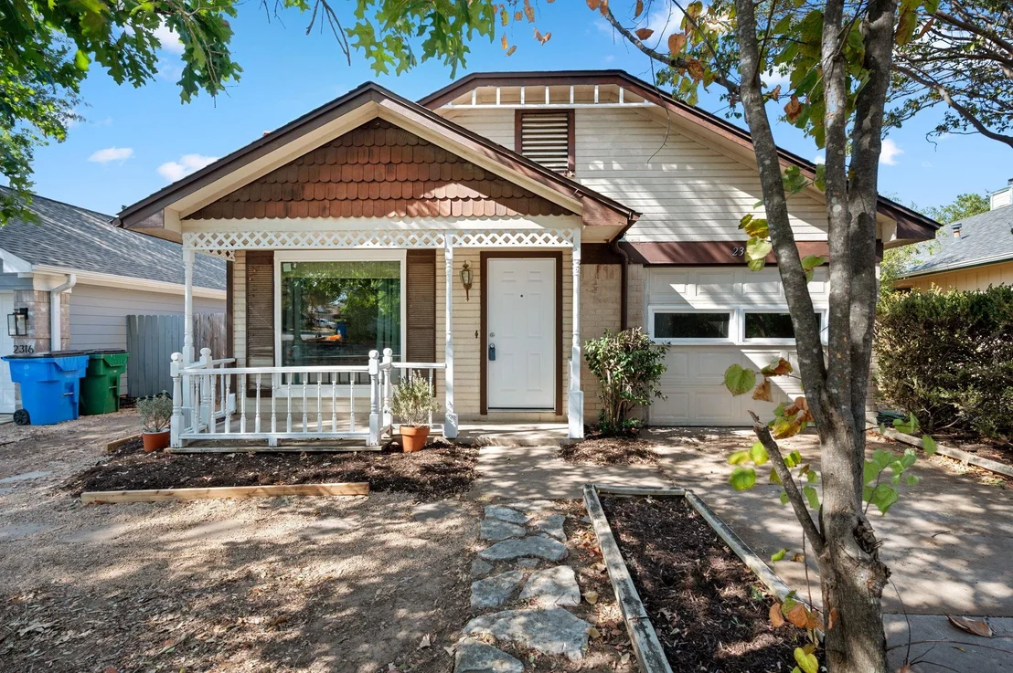 Photo of 2314 Klattenhoff DR