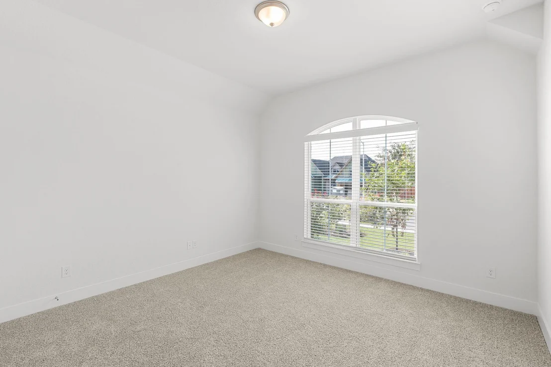 Photo of 2212 Tobiano TRCE