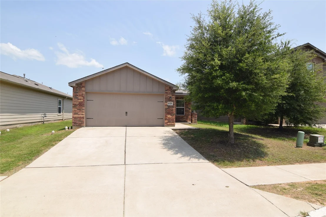 Photo of 1375 Amy DR
