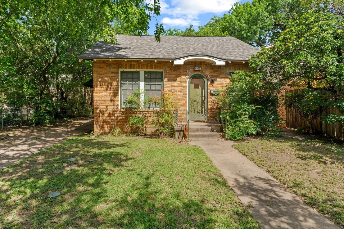 Photo of 3014 Hemphill PARK