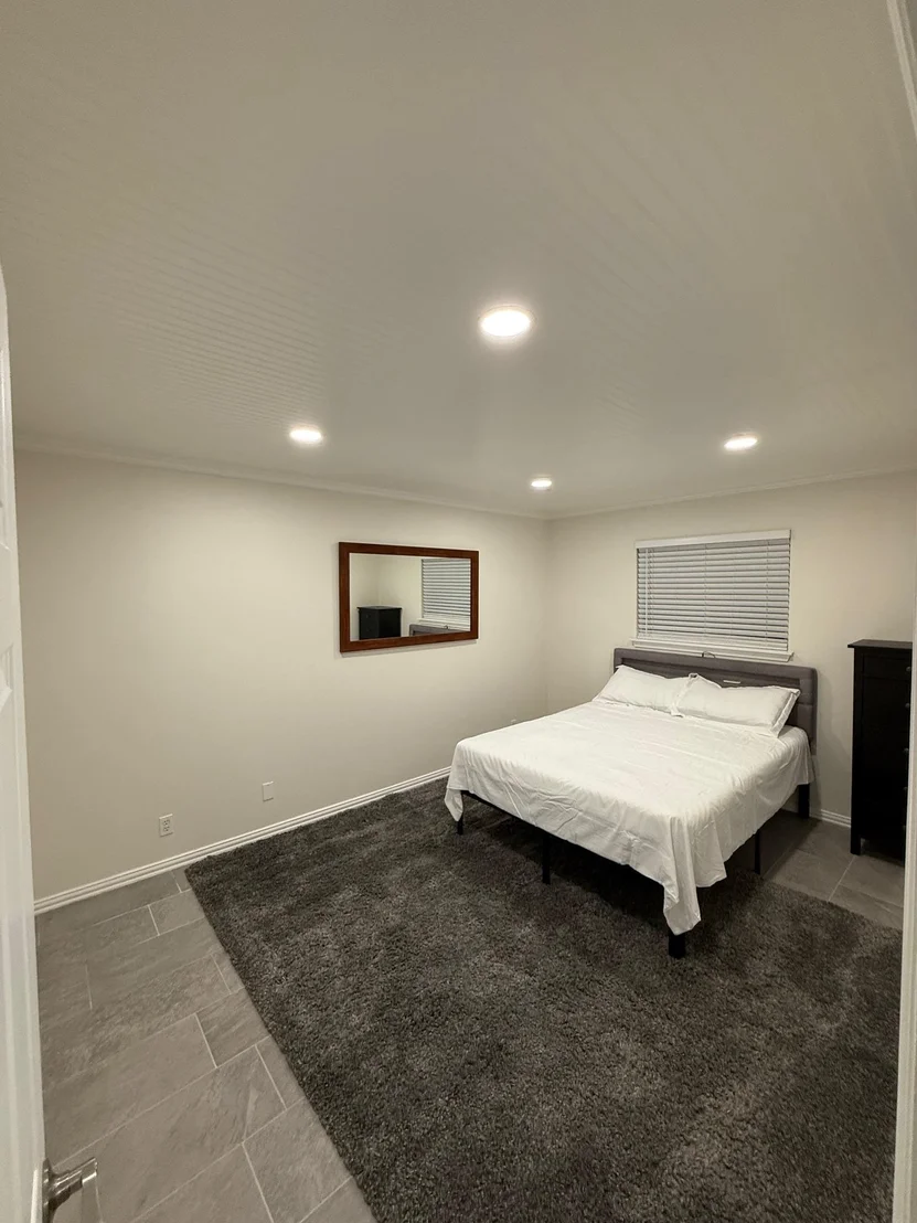 Photo of Unit D at 3417 Willowrun DR