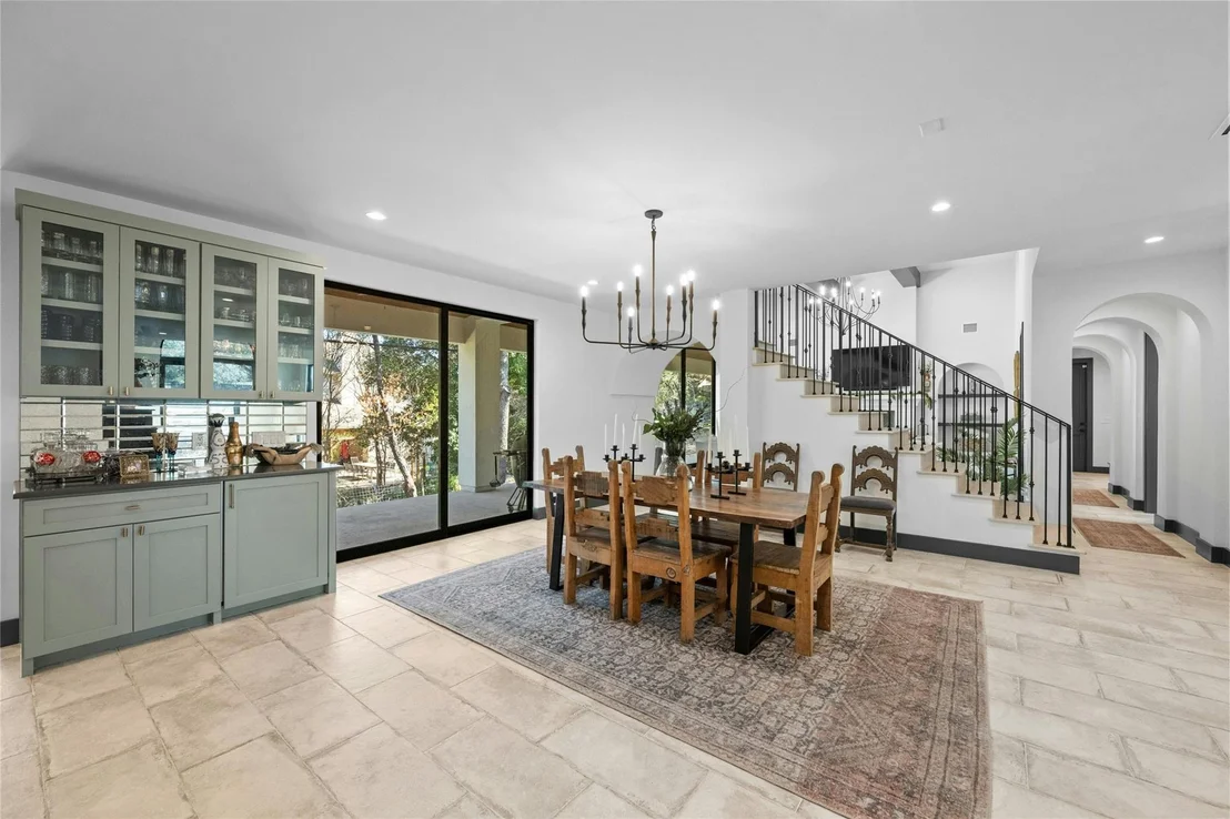 Photo of 2801 Hubbard CIR
