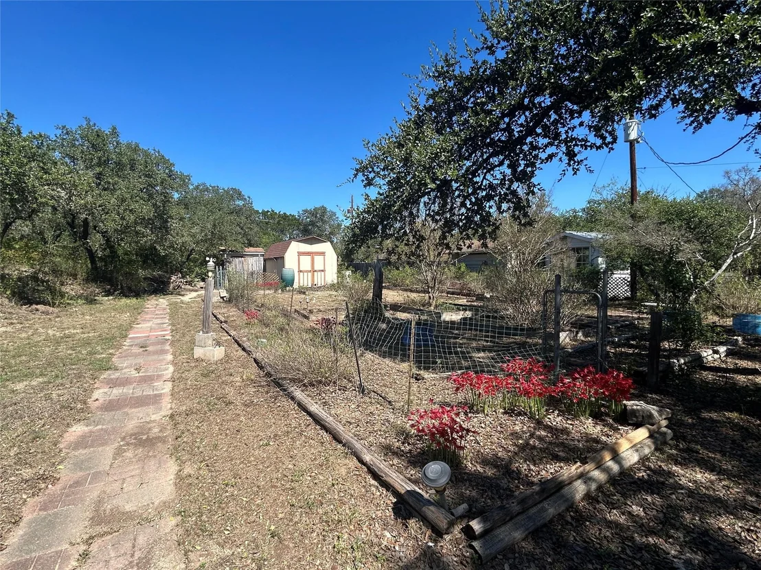 Photo of 9402 Claxton DR