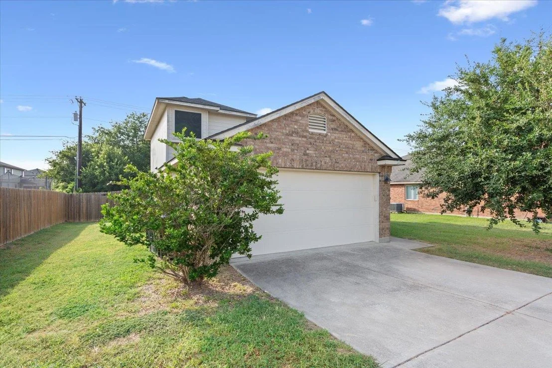 Photo of 1123 Starlight DR