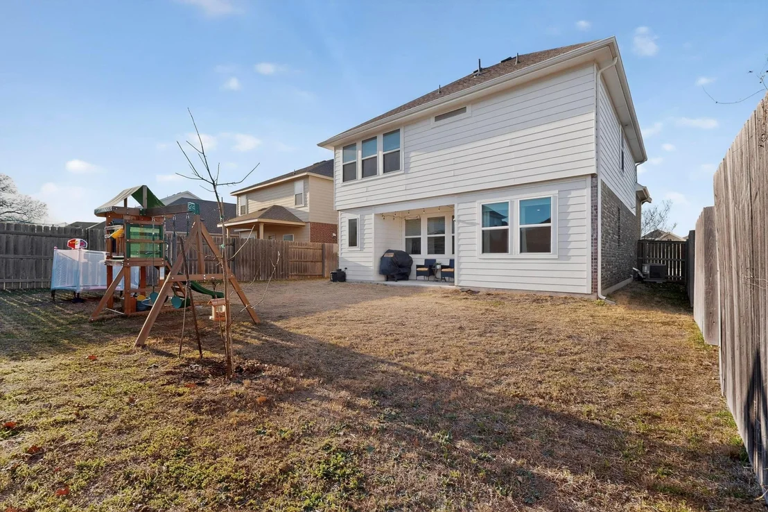 Photo of 639 Pheasant Hill LN