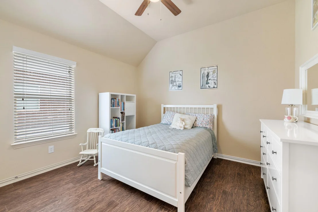 Photo of 921 Tabernash DR