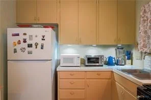 Photo of 502 Cardinal Ave