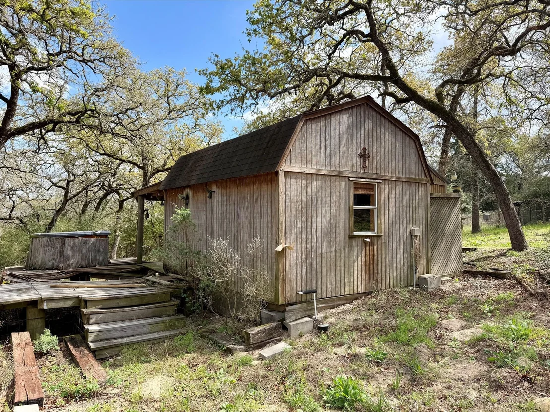 Photo of 3950 Private Road 2015