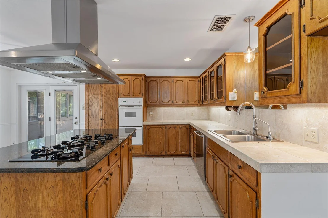 Photo of 7009 Miranda DR