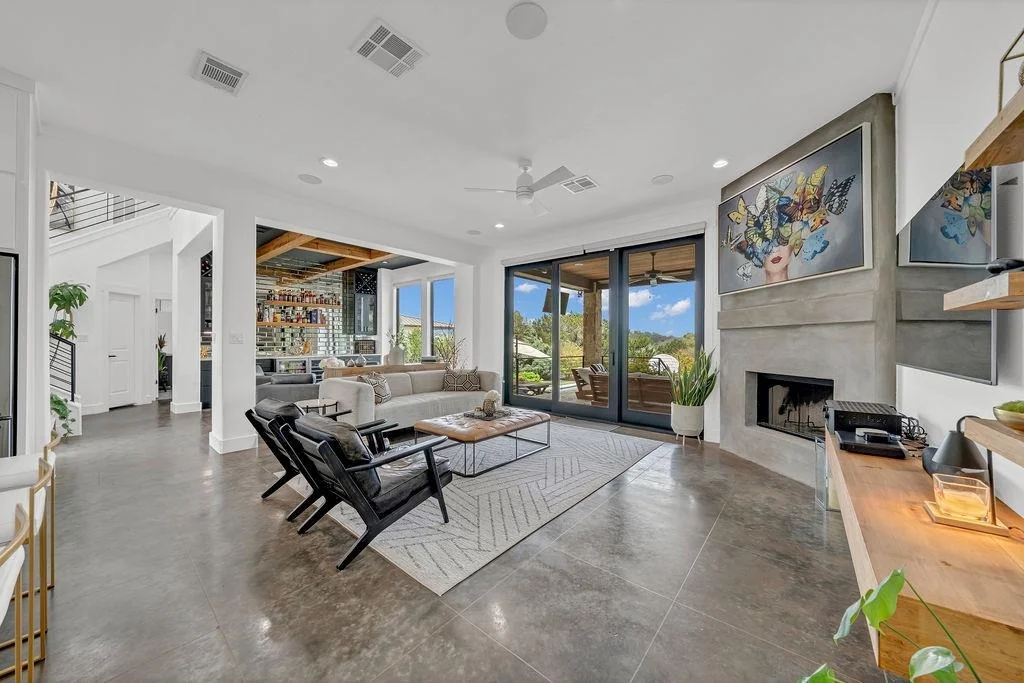Photo of 1450 Hawthorne LOOP