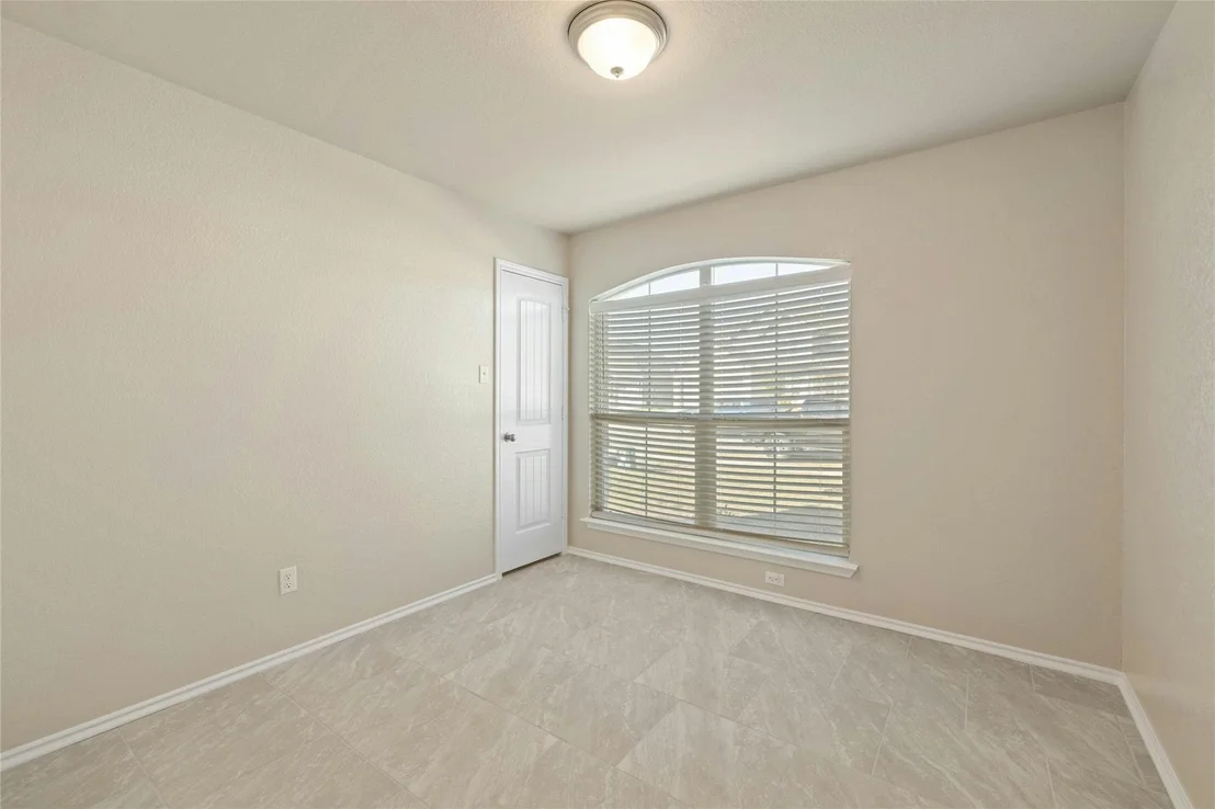 Photo of 131 Nathaniel DR