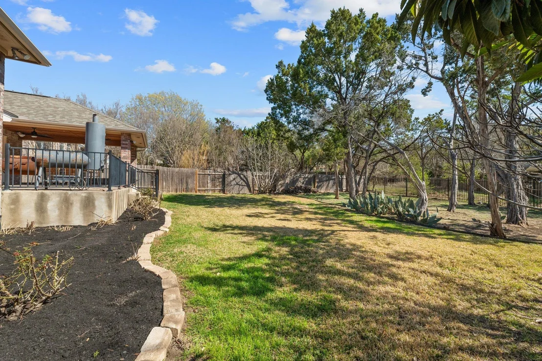 Photo of 9905 Savannah Ridge DR