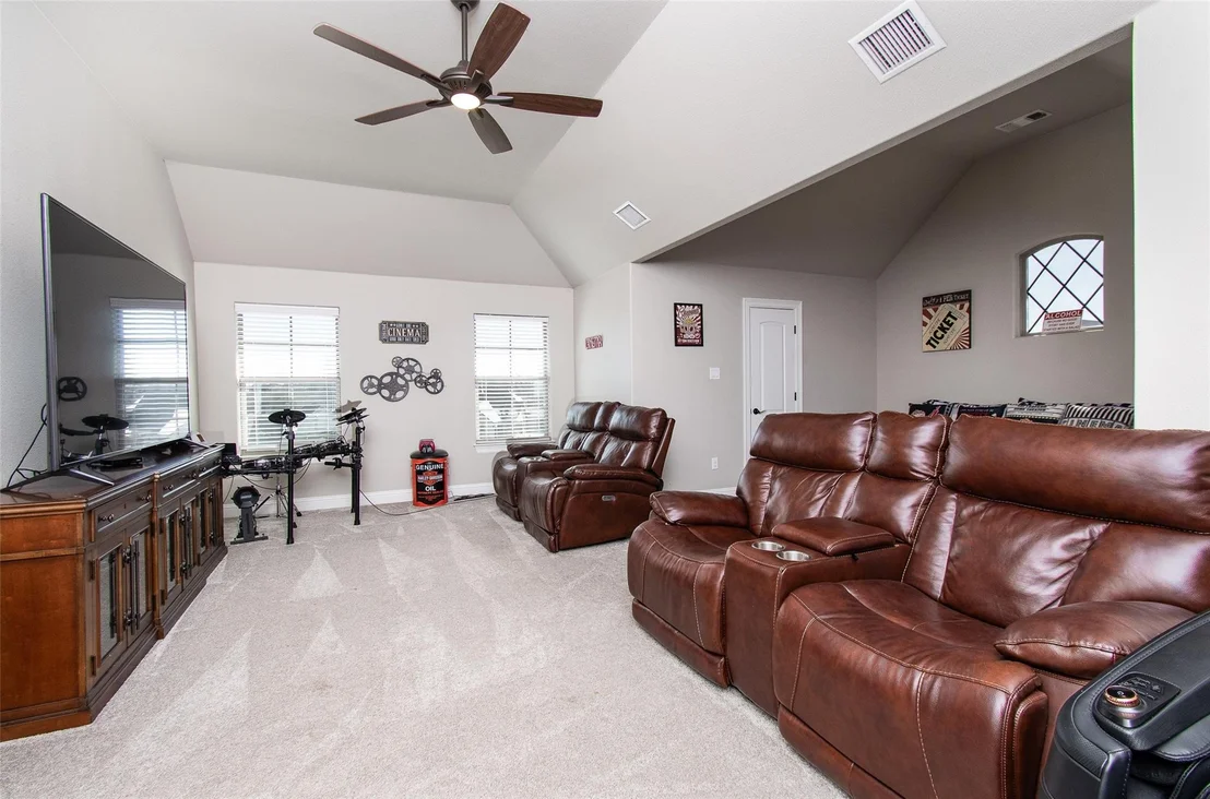 Photo of 1011 Ferguson Mill RD