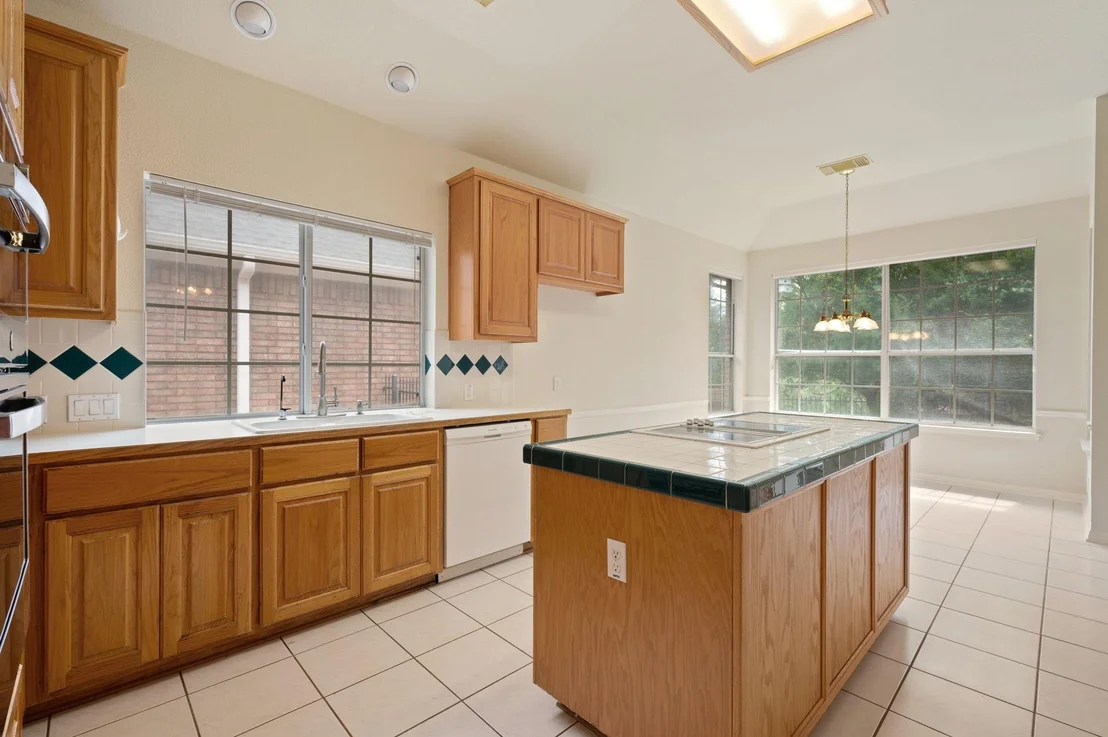 Photo of 10004 Scull Creek DR